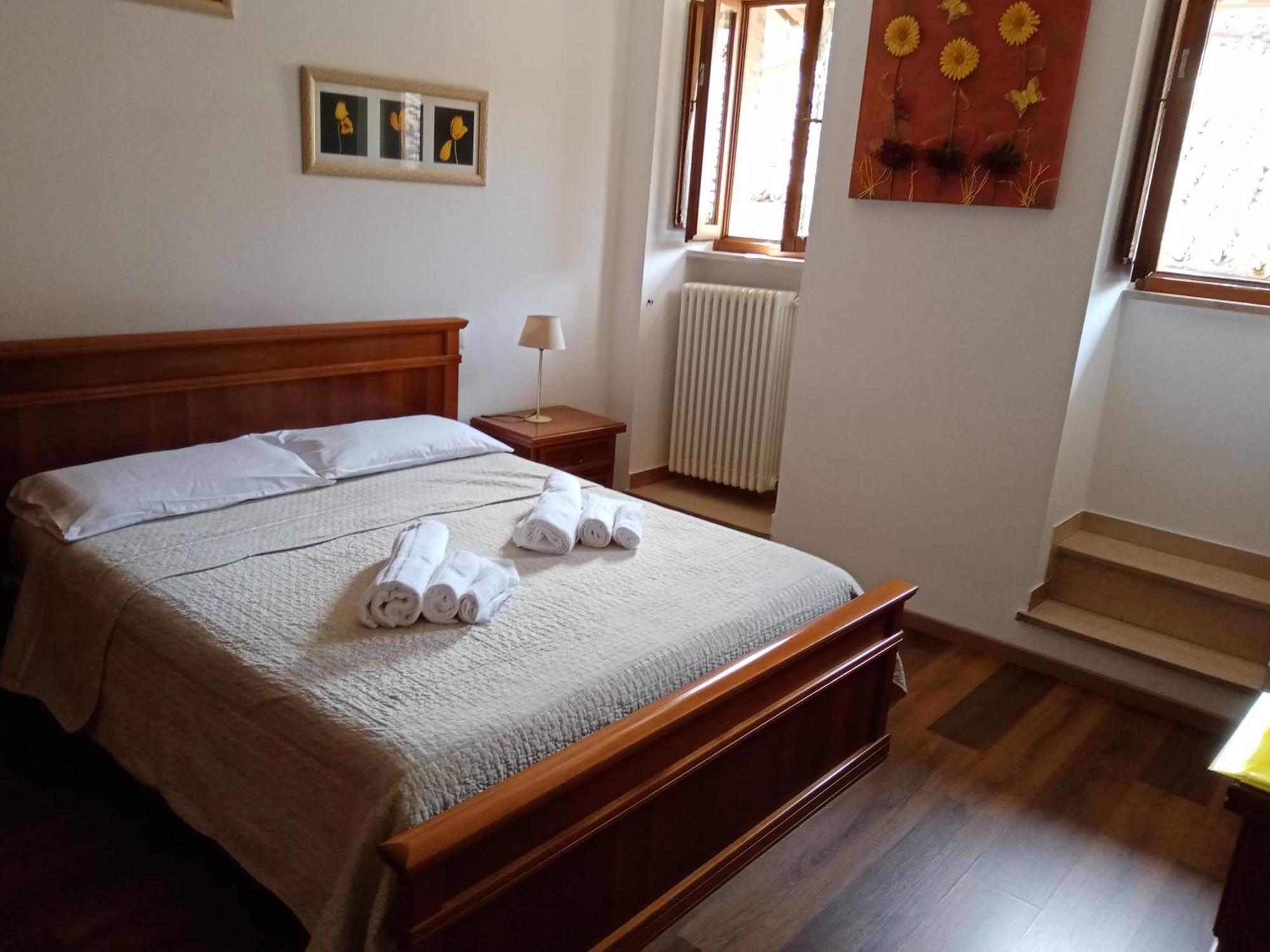 Appartement La Dimora Di Pietra à Gubbio Extérieur photo