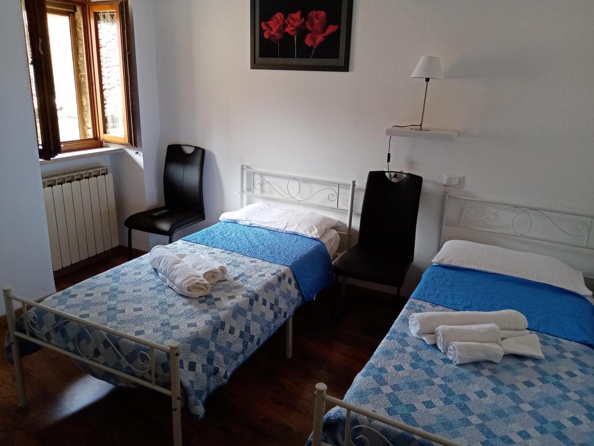 Appartement La Dimora Di Pietra à Gubbio Extérieur photo