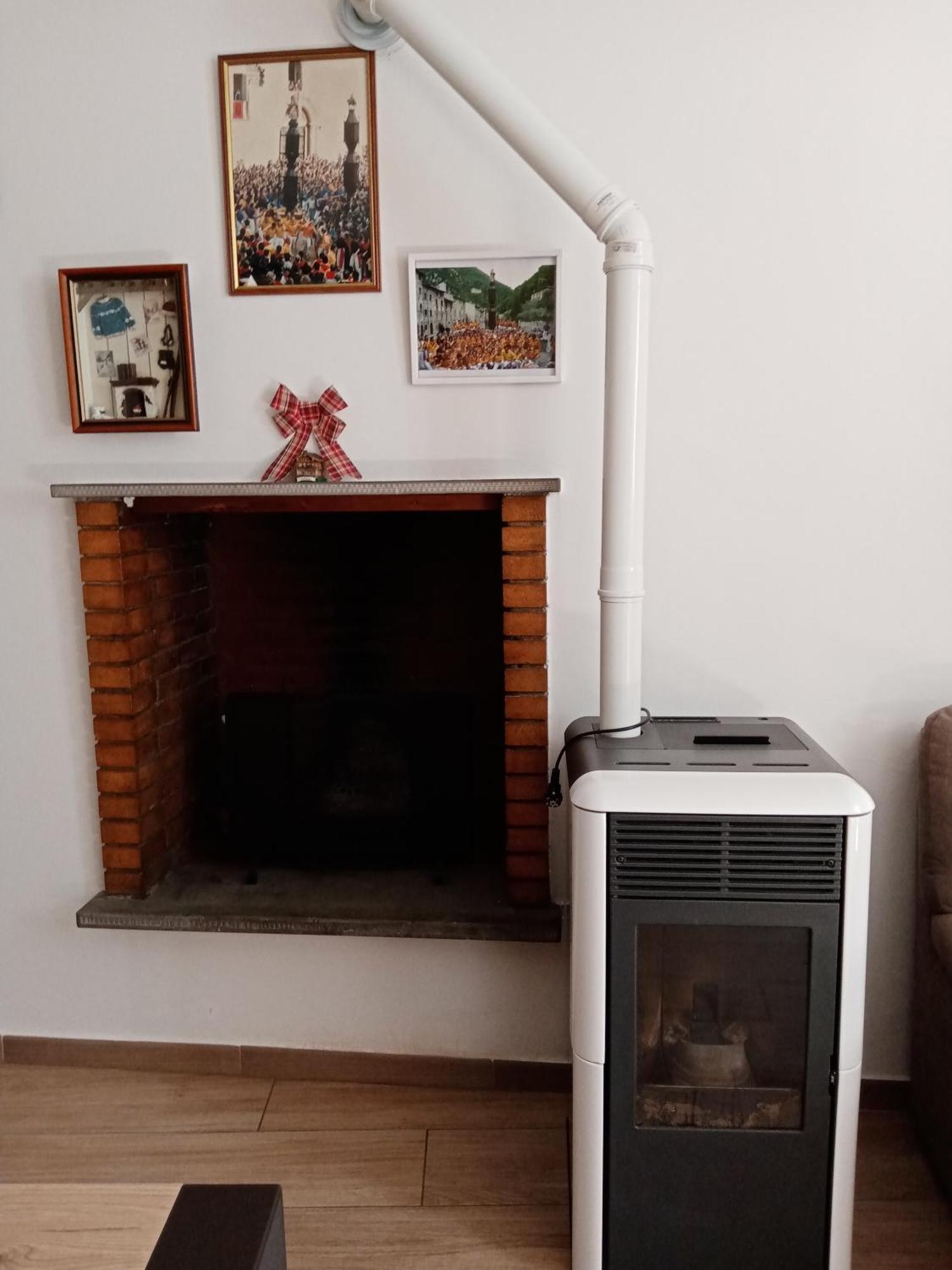 Appartement La Dimora Di Pietra à Gubbio Extérieur photo